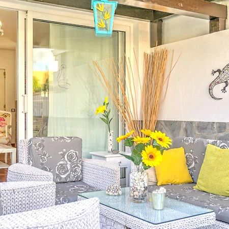 Elegant Villa In Corralejo Bagian luar foto